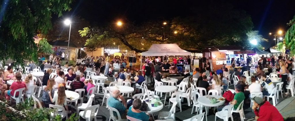 A Fantastic Evening of Entertainment and Music Celebrate Beerwah Street Party 2015
